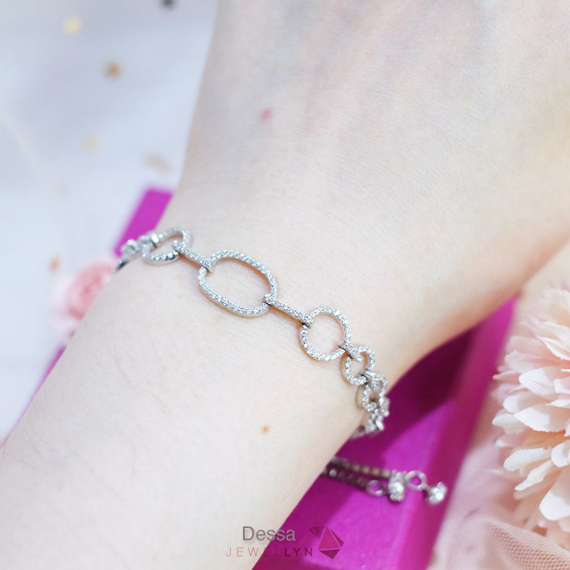 B17079 - Dessa Bracelet