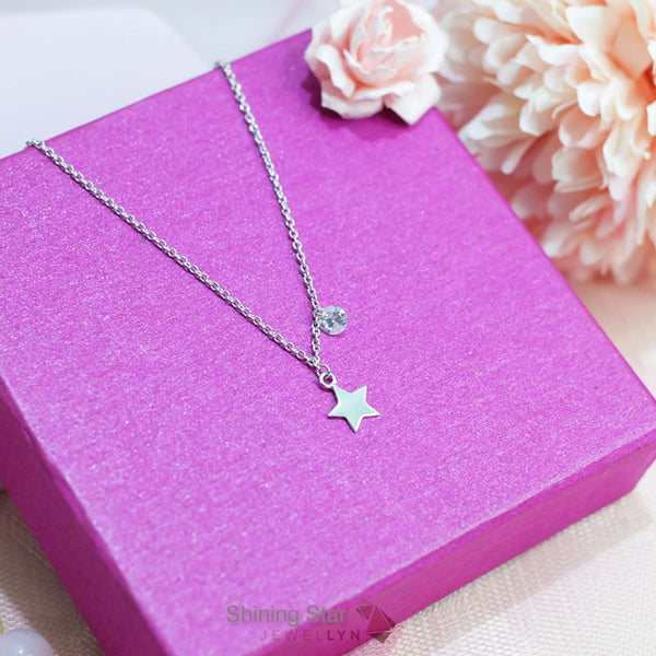 N17092 - Shining Star Necklace