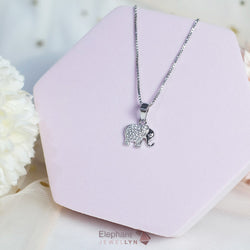 P17029 - Elephant Pendant