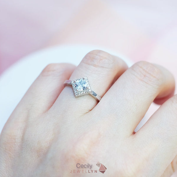 R17201 - Cecily Ring