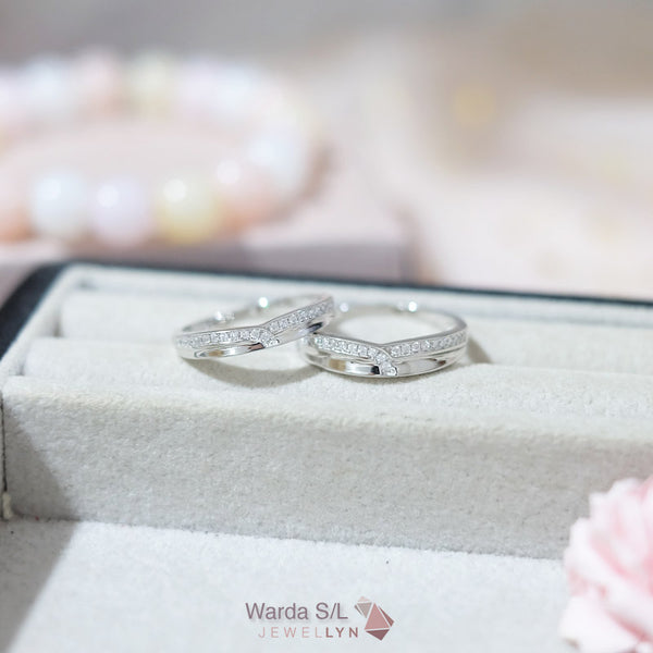 R17205 - Warda Ring