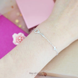 B17028 - Key of Love Bracelet