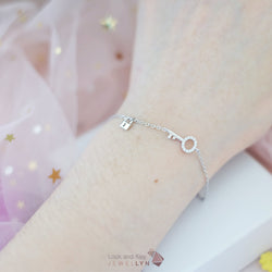 B17036 - Lock and Key Bracelet