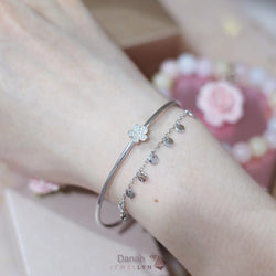 B17040 - Danah Bangle