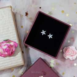 E17255 - Mini Elen Flower Earrings