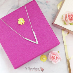 N17003 - V Necklace