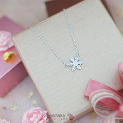 N17009 - Snowflake Necklace