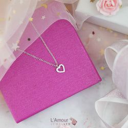 N17022 - L'Amour Necklace