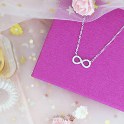 N17047 - Infinity Necklace