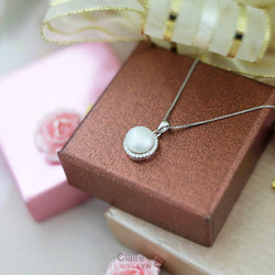 P17053 - Claire Pendant