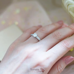 R17077 - Sonata Ring