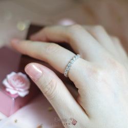 R17079 - Elena Ring