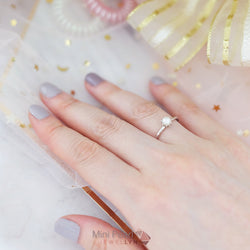 R17131 - Mini Pearl Ring