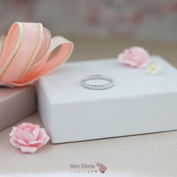 R17160 - Mini Elena Ring