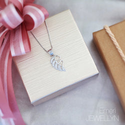 P17025 - Emeri Pendant